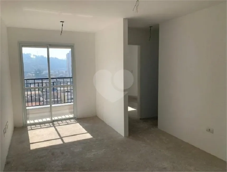 Foto 1 de Apartamento com 2 Quartos à venda, 45m² em Vila Galvão, Guarulhos