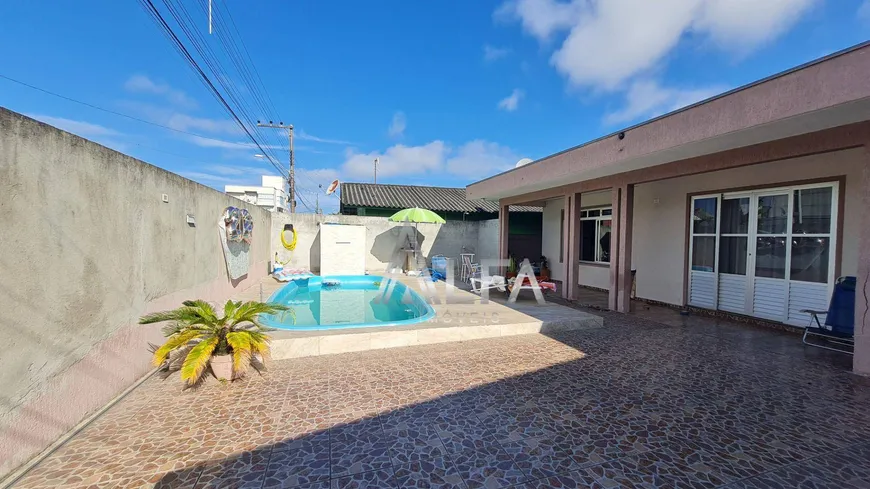 Foto 1 de Casa com 3 Quartos à venda, 107m² em Centro, Navegantes