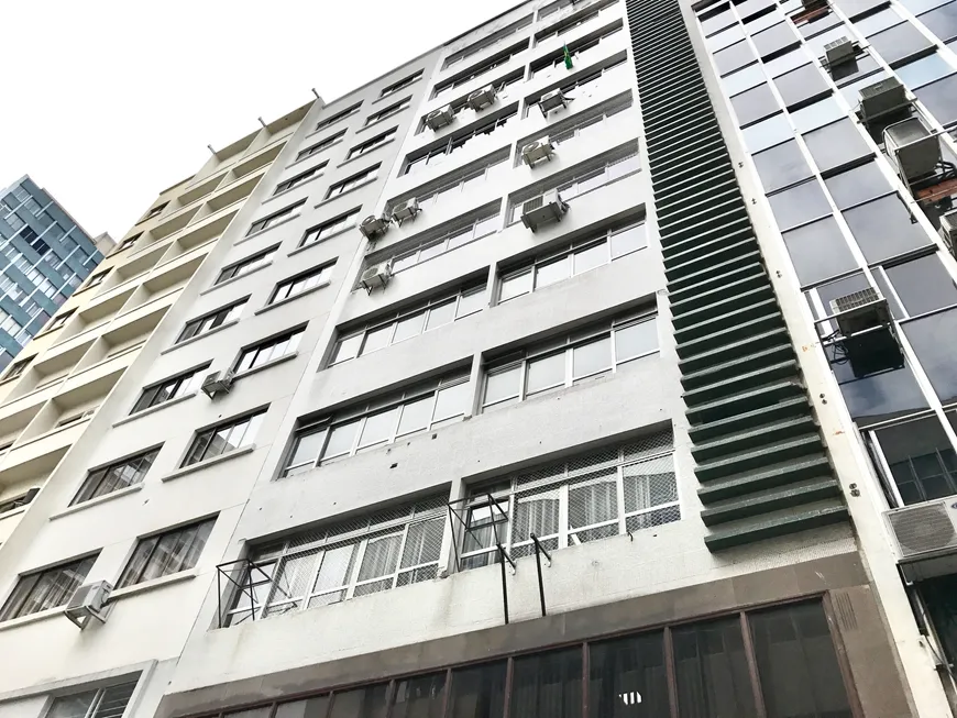 Foto 1 de Sala Comercial com 1 Quarto para venda ou aluguel, 115m² em Centro, Curitiba