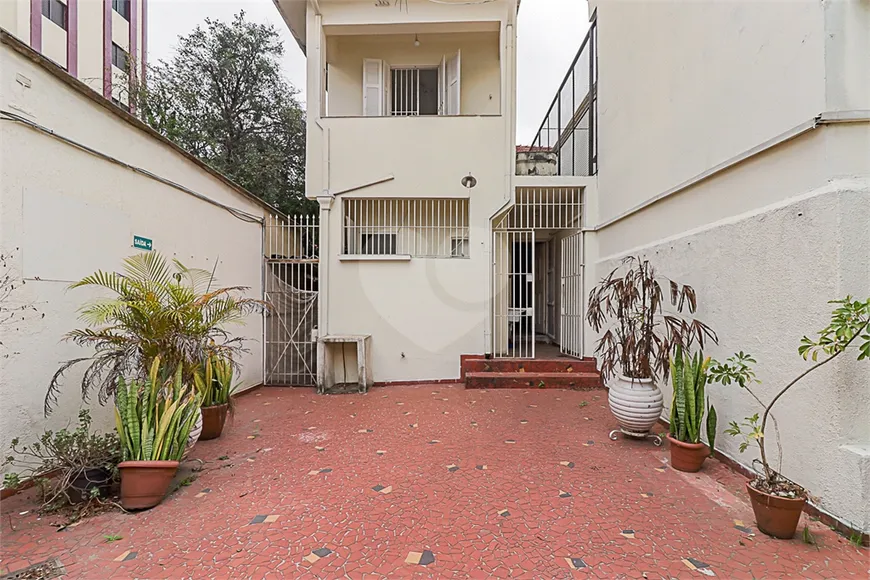Foto 1 de Sobrado com 2 Quartos para venda ou aluguel, 252m² em Vila Mariana, São Paulo