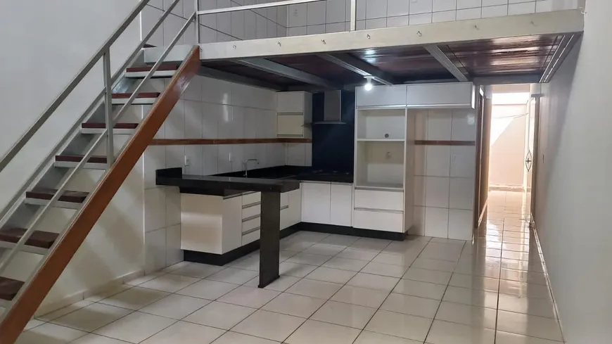 Foto 1 de Casa com 2 Quartos à venda, 80m² em Residencial Center Ville, Goiânia