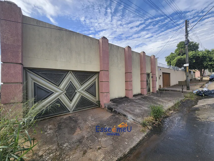 Foto 1 de Casa com 3 Quartos à venda, 117m² em Residencial Petropolis, Goiânia