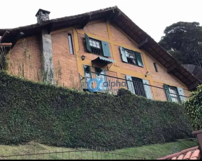 Foto 1 de Casa com 3 Quartos à venda, 223m² em Simeria, Petrópolis