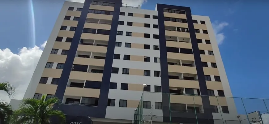 Foto 1 de Apartamento com 2 Quartos à venda, 55m² em Itinga, Lauro de Freitas