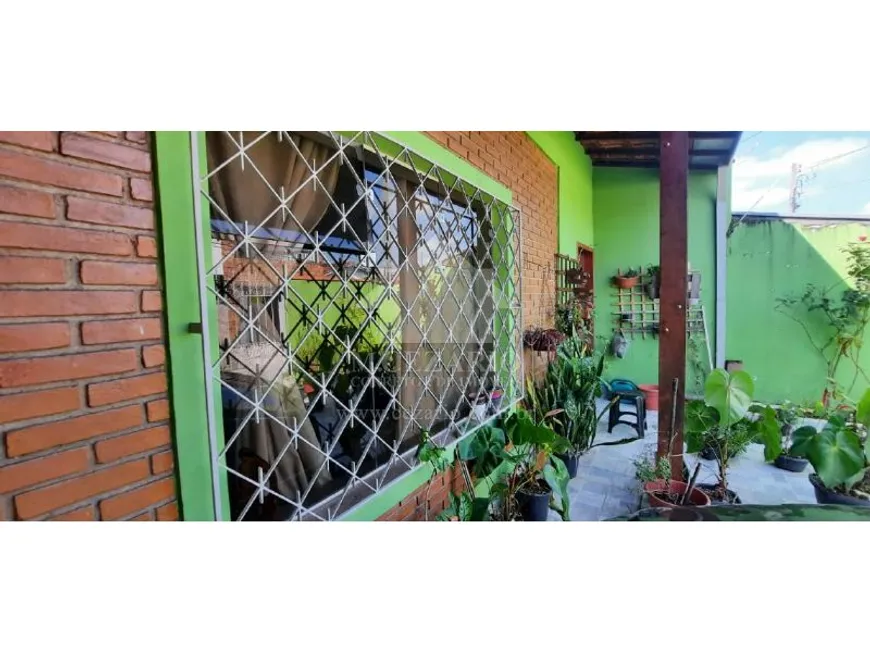 Foto 1 de Casa com 3 Quartos à venda, 119m² em Residencial São Charbel, Taubaté