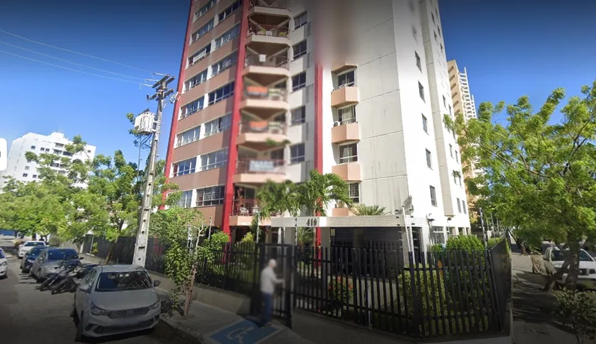 Foto 1 de Apartamento com 4 Quartos à venda, 145m² em Treze de Julho, Aracaju