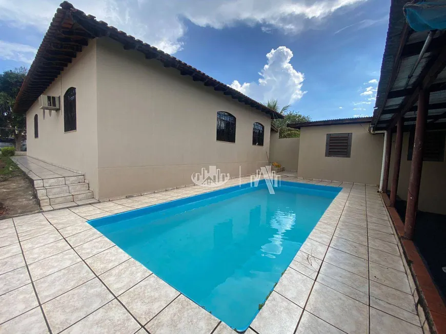 Foto 1 de Casa com 3 Quartos para venda ou aluguel, 200m² em Jardim Piza, Londrina