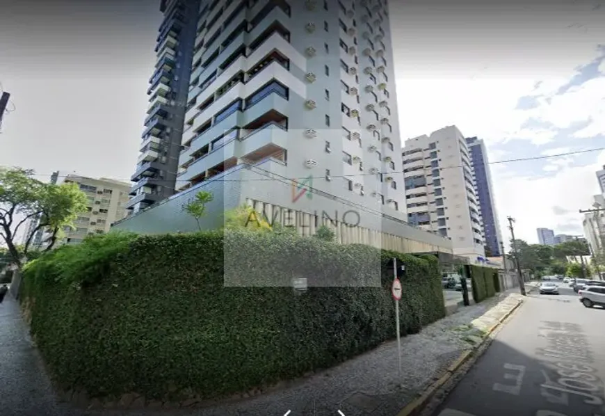 Foto 1 de Apartamento com 4 Quartos para alugar, 200m² em Boa Viagem, Recife