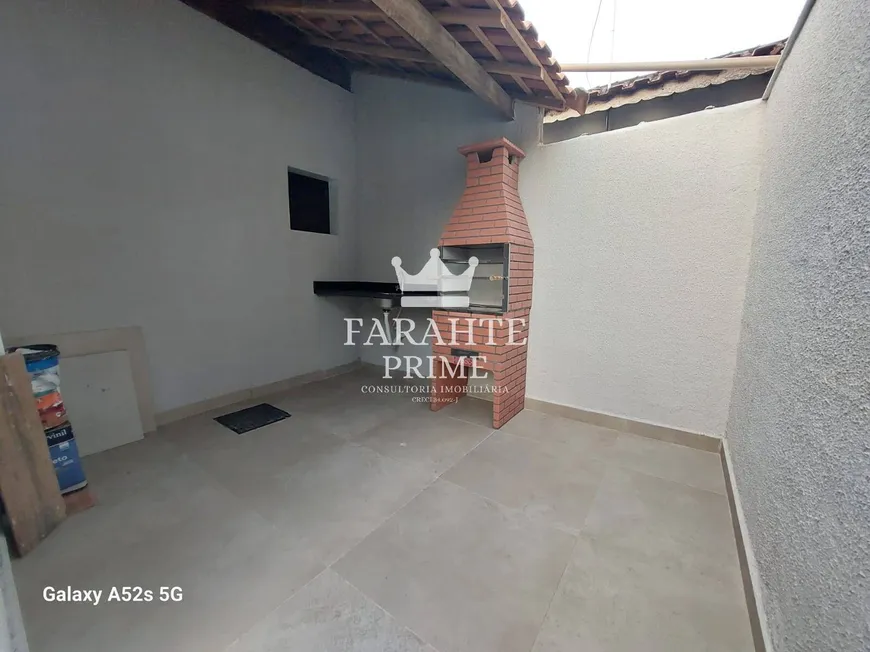 Foto 1 de Casa com 2 Quartos à venda, 70m² em Vila Tupi, Praia Grande