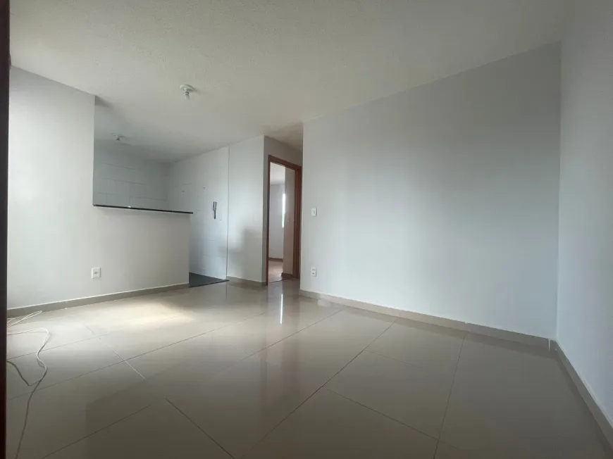 Foto 1 de Apartamento com 2 Quartos à venda, 45m² em Jardim Imperial, Aparecida de Goiânia