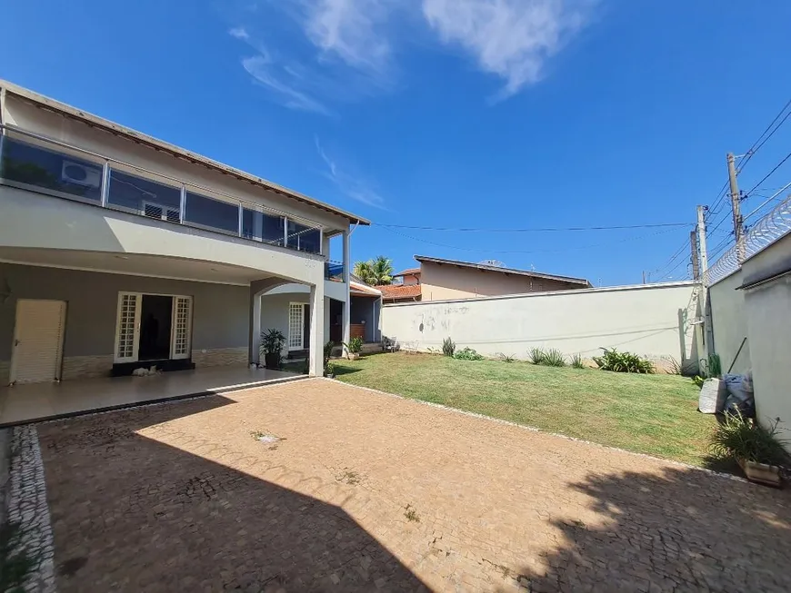 Foto 1 de Casa com 3 Quartos à venda, 310m² em Nova Piracicaba, Piracicaba