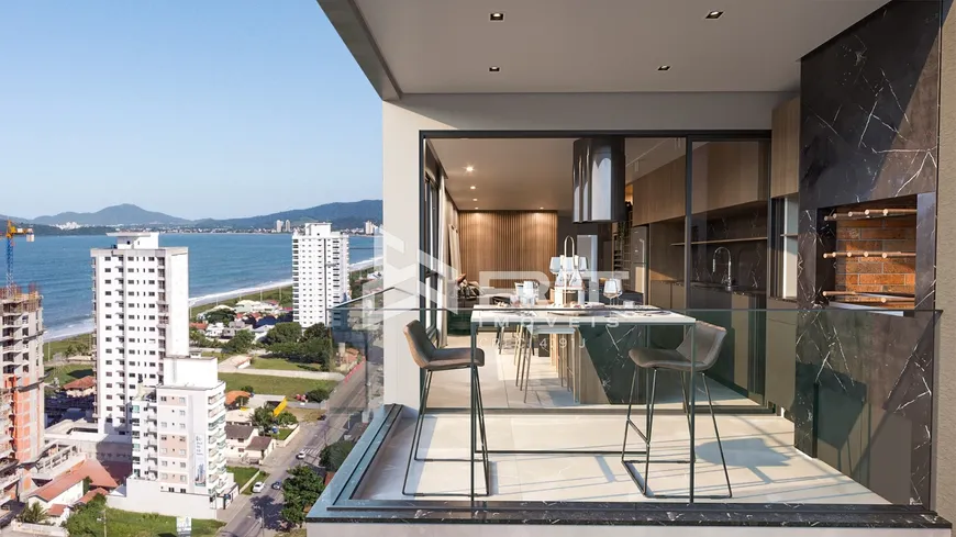 Foto 1 de Apartamento com 3 Quartos à venda, 106m² em Itacolomi, Balneário Piçarras