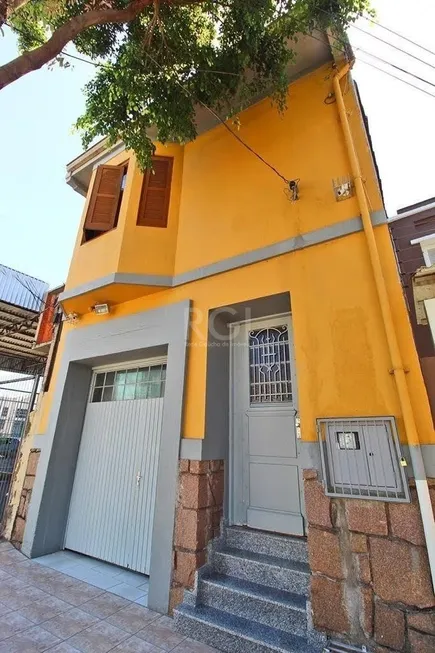 Foto 1 de Casa com 3 Quartos à venda, 179m² em São Geraldo, Porto Alegre