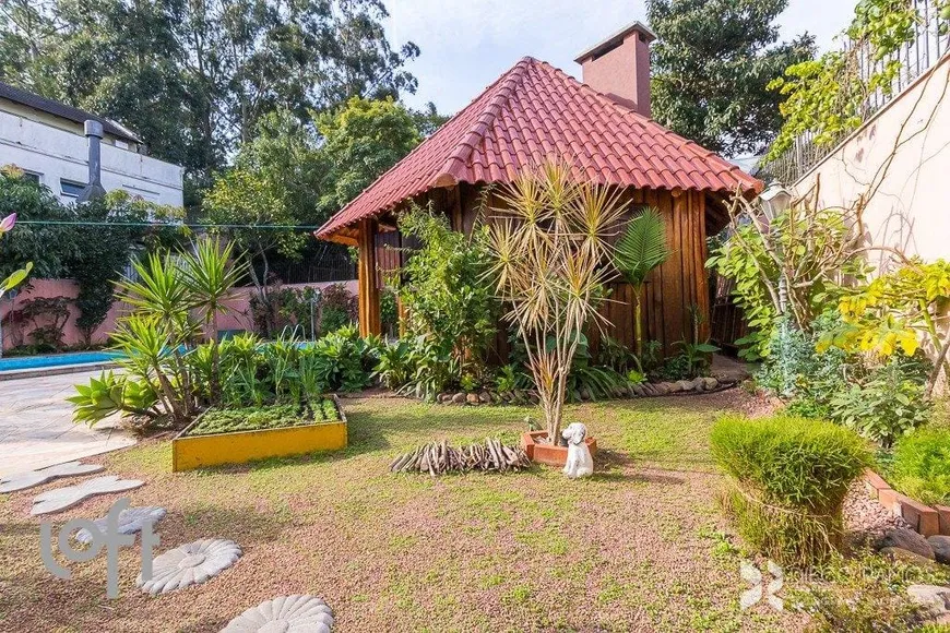 Foto 1 de Casa com 4 Quartos à venda, 646m² em Jardim Isabel, Porto Alegre