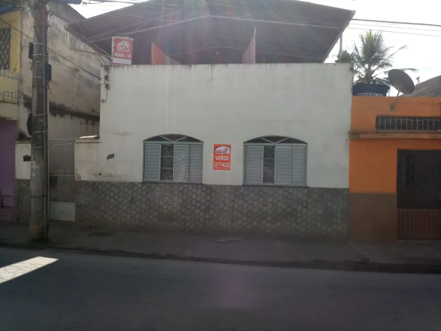 Foto 1 de Casa com 5 Quartos à venda, 300m² em Centro, Ponte Nova