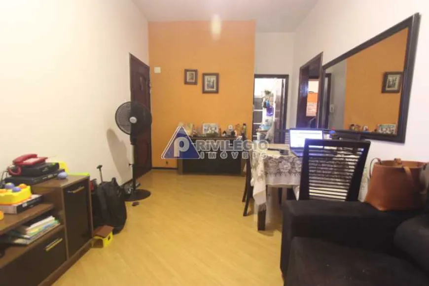 Foto 1 de Apartamento com 2 Quartos à venda, 70m² em Botafogo, Rio de Janeiro