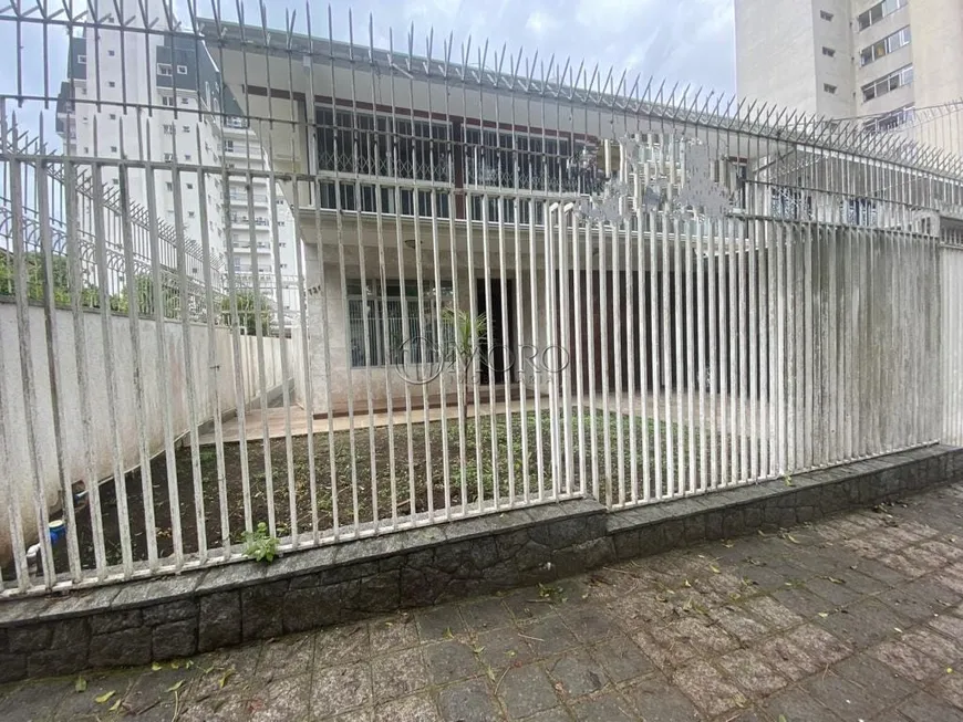 Foto 1 de Imóvel Comercial com 3 Quartos à venda, 400m² em Centro, Curitiba
