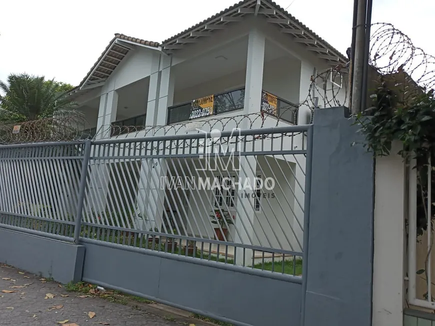 Foto 1 de Casa com 4 Quartos à venda, 443m² em Morada de Camburi, Vitória