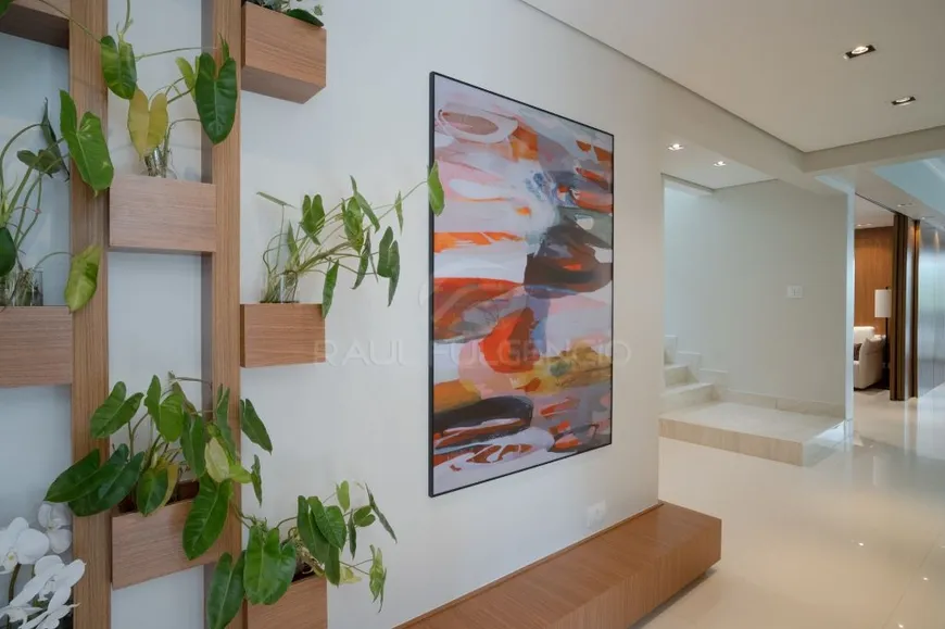 Foto 1 de Casa de Condomínio com 6 Quartos à venda, 450m² em Esperanca, Londrina