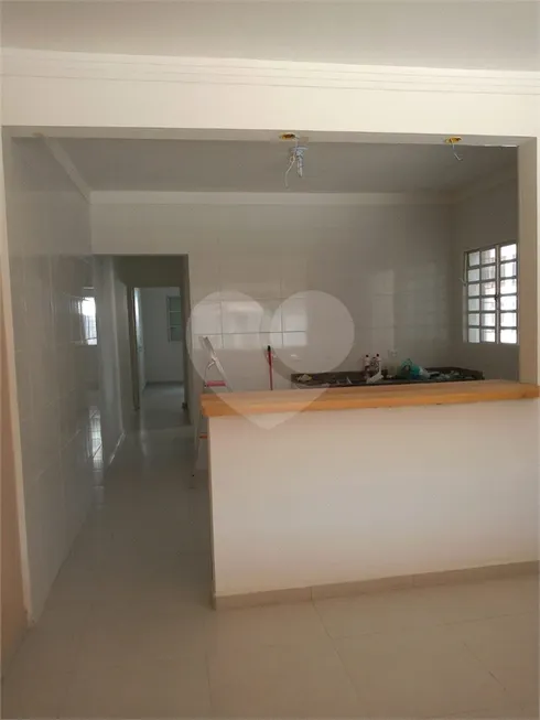 Foto 1 de Casa com 2 Quartos à venda, 375m² em Quiririm, Taubaté