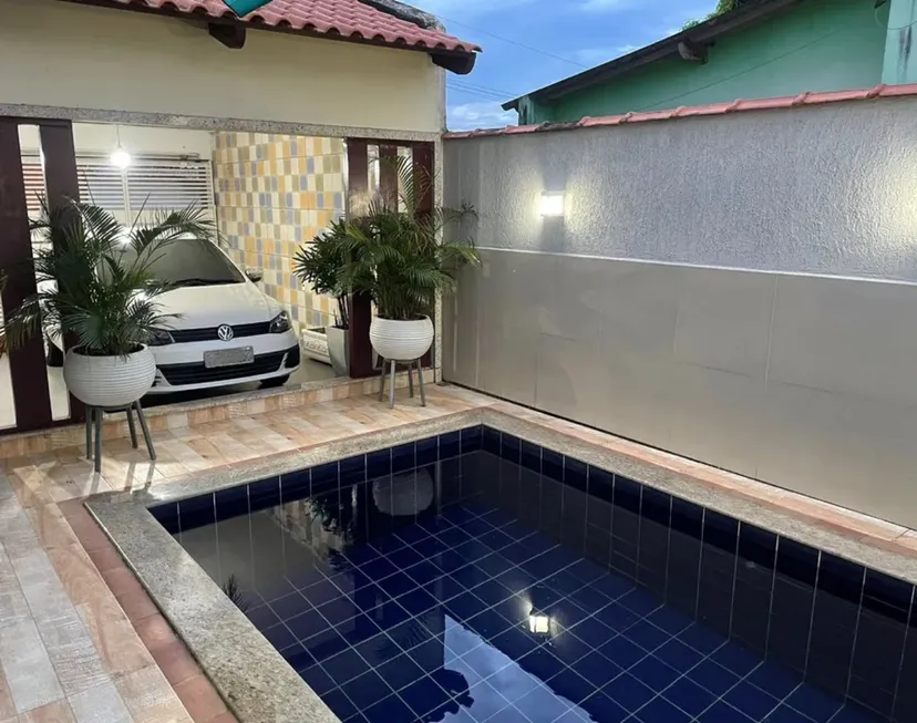 Foto 1 de Casa com 3 Quartos à venda, 90m² em Fazendinha, Itajaí