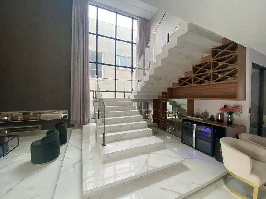 Foto 1 de Apartamento com 6 Quartos à venda, 500m² em Parque Verde, Belém