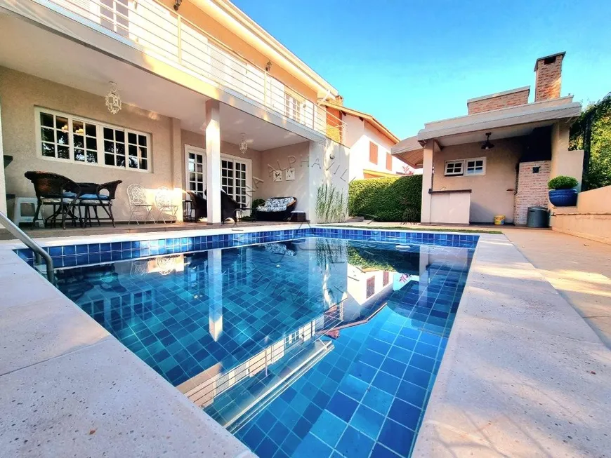 Foto 1 de Casa de Condomínio com 4 Quartos à venda, 390m² em Alphaville, Santana de Parnaíba