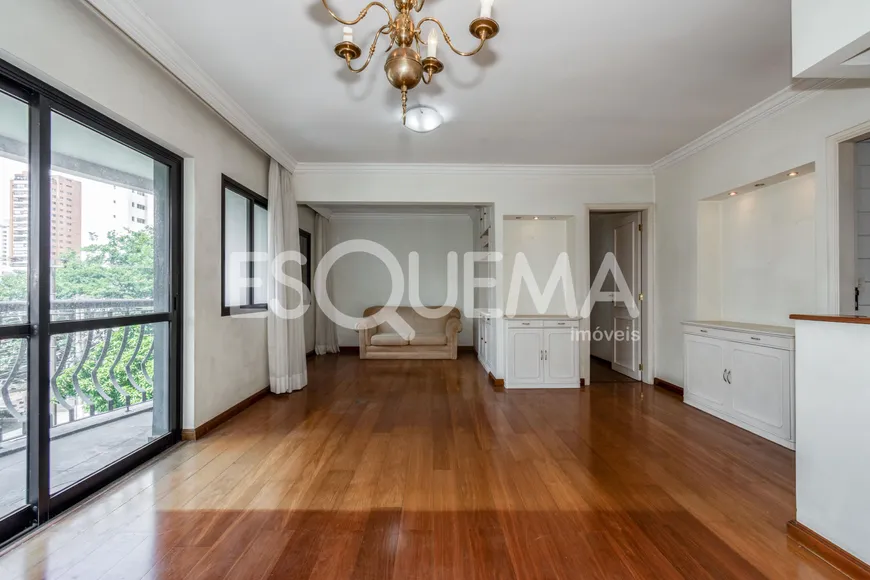 Foto 1 de Apartamento com 3 Quartos à venda, 97m² em Moema, São Paulo