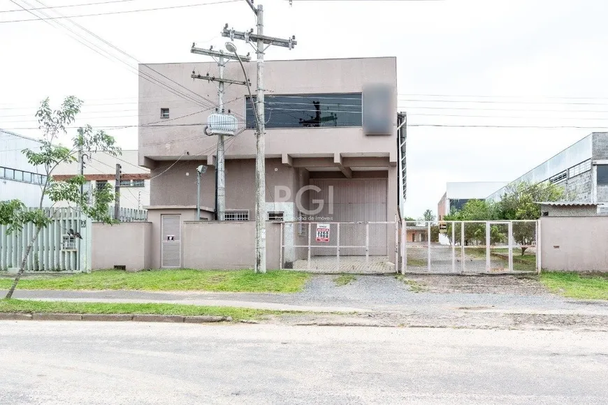 Foto 1 de Galpão/Depósito/Armazém à venda, 900m² em Restinga, Porto Alegre
