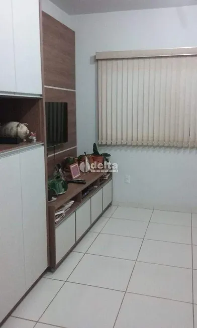 Foto 1 de Apartamento com 2 Quartos à venda, 56m² em Lagoinha, Uberlândia
