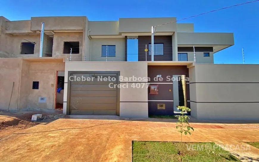 Foto 1 de Sobrado com 3 Quartos à venda, 114m² em Mata do Jacinto, Campo Grande