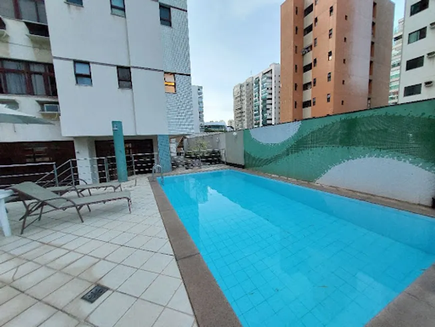 Foto 1 de Apartamento com 4 Quartos à venda, 240m² em Praia do Canto, Vitória