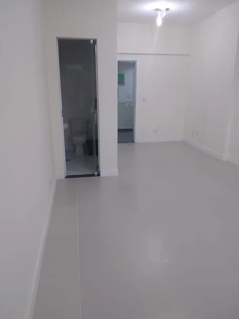 Foto 1 de Sala Comercial para alugar, 30m² em Pituba, Salvador