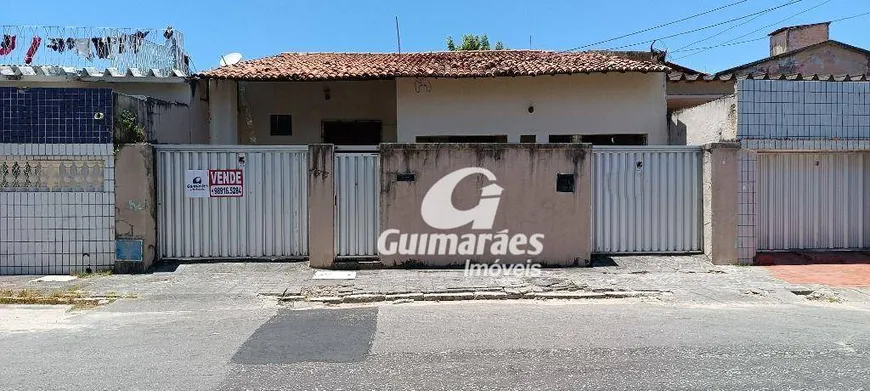 Foto 1 de Casa com 4 Quartos à venda, 134m² em Fátima, Fortaleza