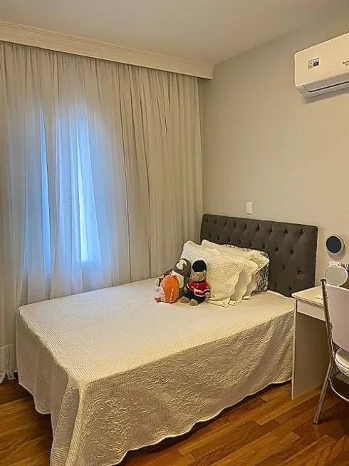 Foto 1 de Apartamento com 3 Quartos à venda, 145m² em Jardim América, São Paulo