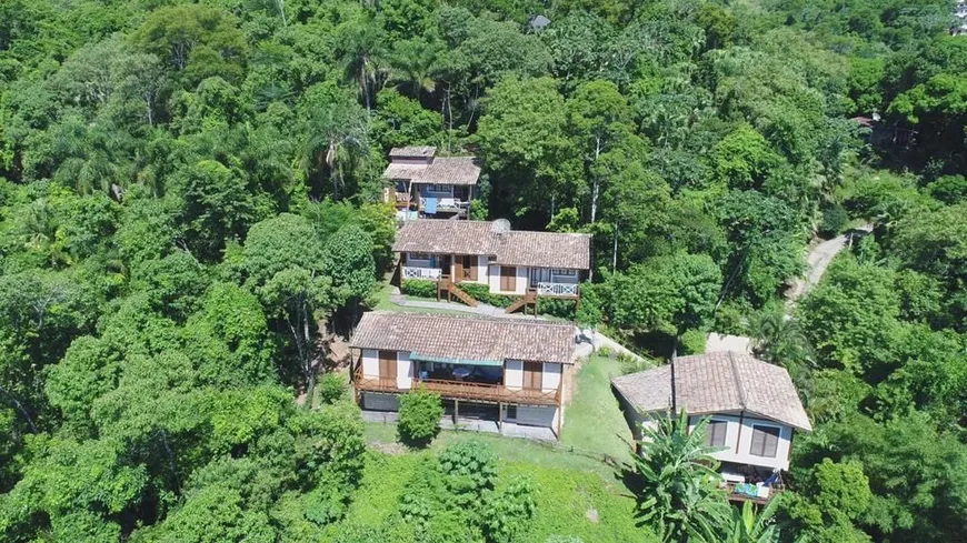 Foto 1 de Casa com 7 Quartos à venda, 400m² em Curral, Ilhabela