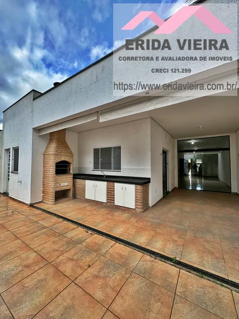 Foto 1 de Casa de Condomínio com 3 Quartos à venda, 220m² em Esplanada Independência, Taubaté