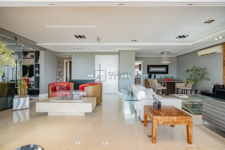 Foto 1 de Apartamento com 4 Quartos à venda, 206m² em Vila Romana, São Paulo