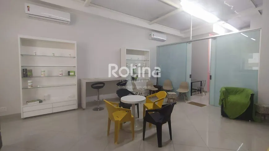 Foto 1 de Sala Comercial para alugar, 30m² em Centro, Uberlândia