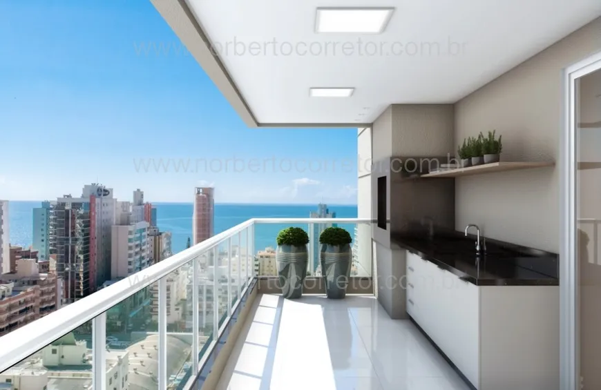 Foto 1 de Apartamento com 3 Quartos à venda, 142m² em Meia Praia, Itapema