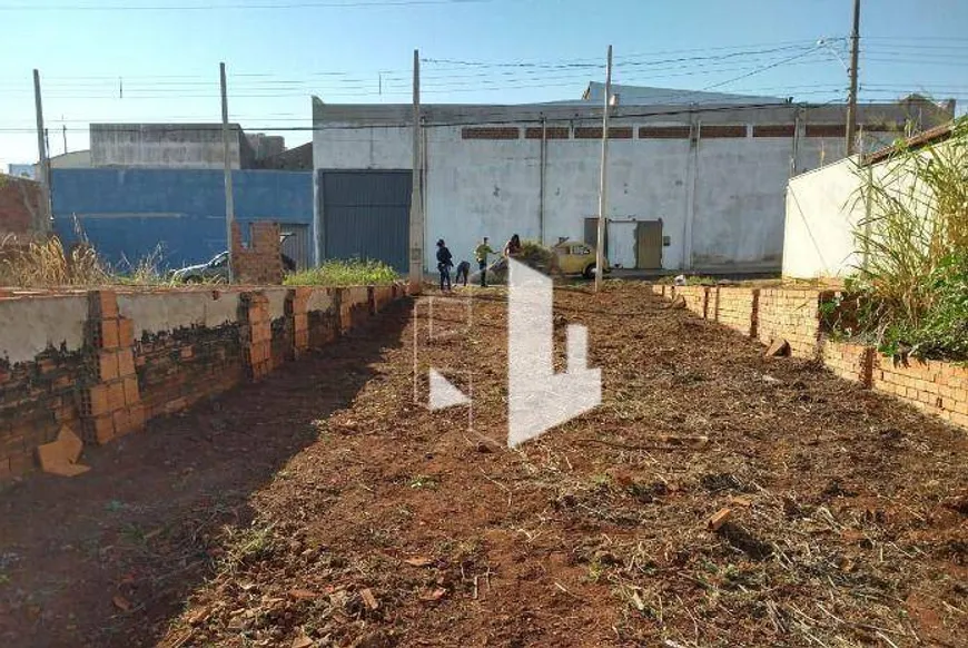 Foto 1 de Lote/Terreno à venda, 158m² em Chácara Flora, Jaú