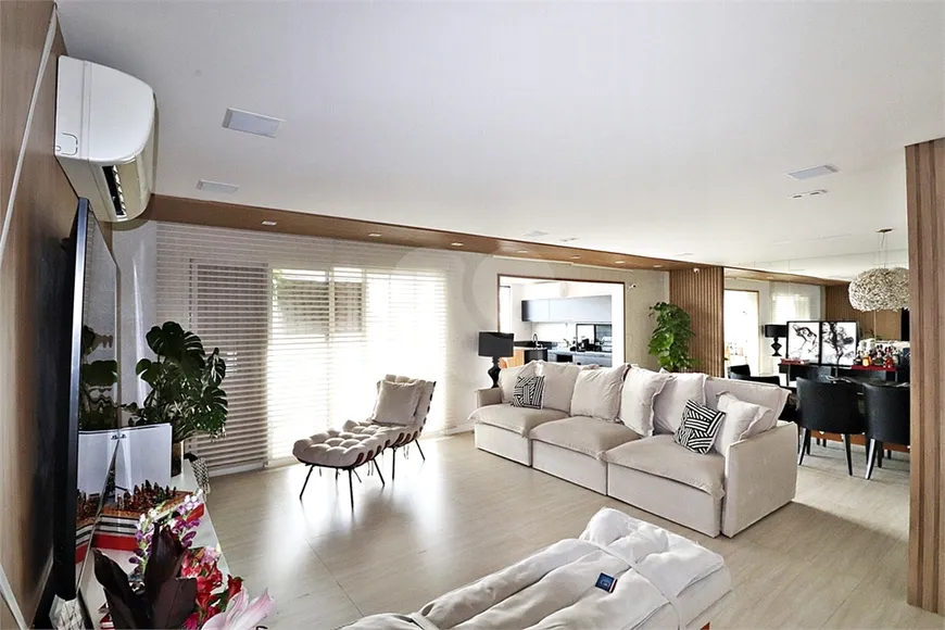 Foto 1 de Apartamento com 4 Quartos à venda, 248m² em Santana, São Paulo