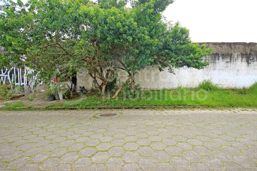 Foto 1 de Lote/Terreno à venda, 240m² em Jardim Três Marias, Peruíbe