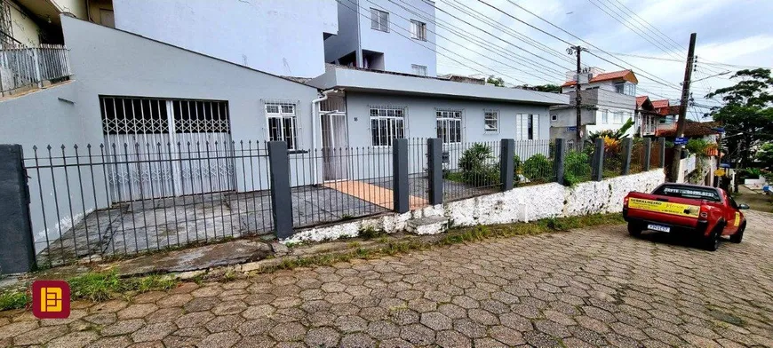 Foto 1 de Casa com 3 Quartos à venda, 109m² em Trindade, Florianópolis