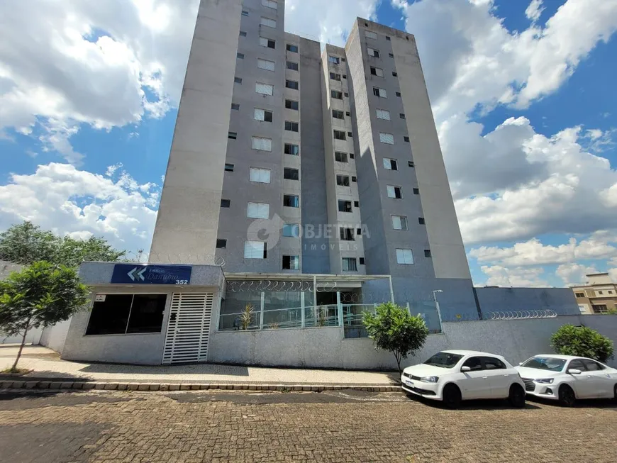 Foto 1 de Apartamento com 2 Quartos para alugar, 65m² em Tubalina, Uberlândia