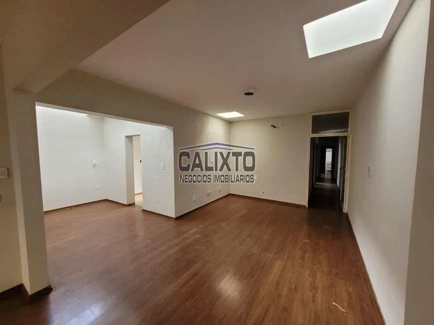 Foto 1 de Casa com 3 Quartos à venda, 157m² em Centro, Uberlândia