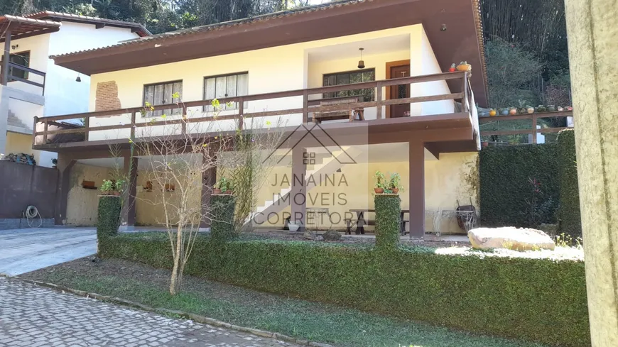 Foto 1 de Casa de Condomínio com 3 Quartos à venda, 120m² em Caneca Fina, Guapimirim