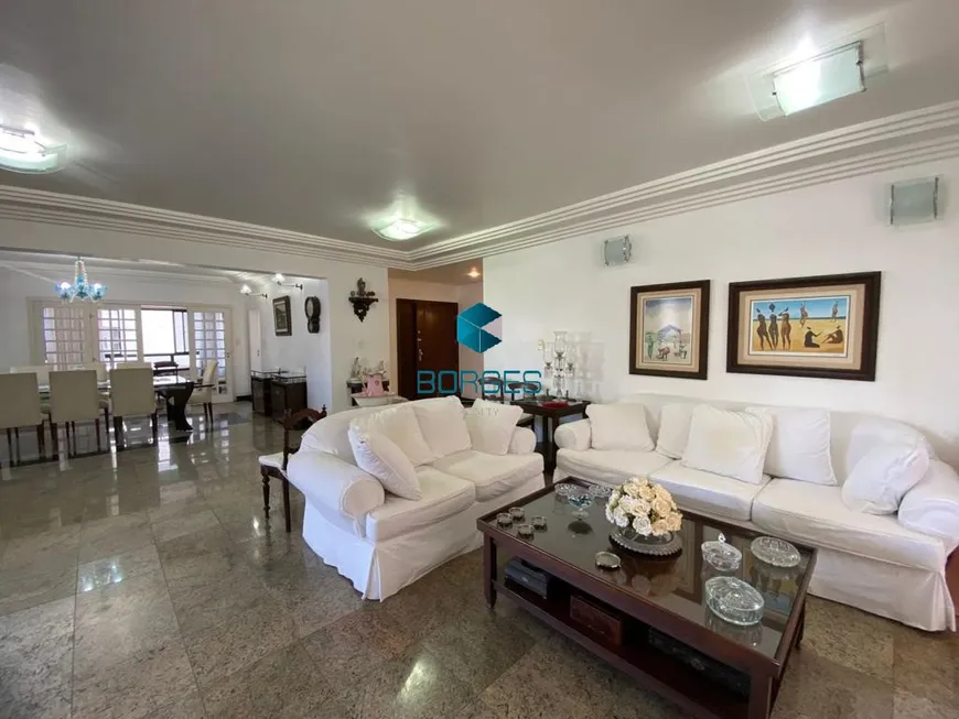 Foto 1 de Apartamento com 4 Quartos à venda, 325m² em Horto Florestal, Salvador