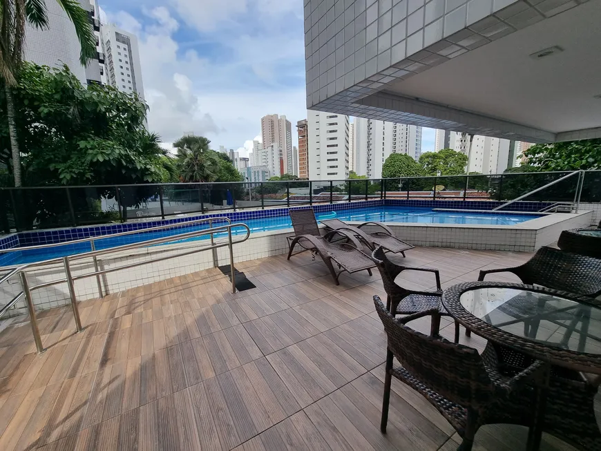 Foto 1 de Apartamento com 4 Quartos para alugar, 115m² em Rosarinho, Recife