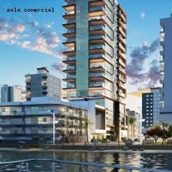 Foto 1 de Apartamento com 4 Quartos à venda, 213m² em Meia Praia, Itapema